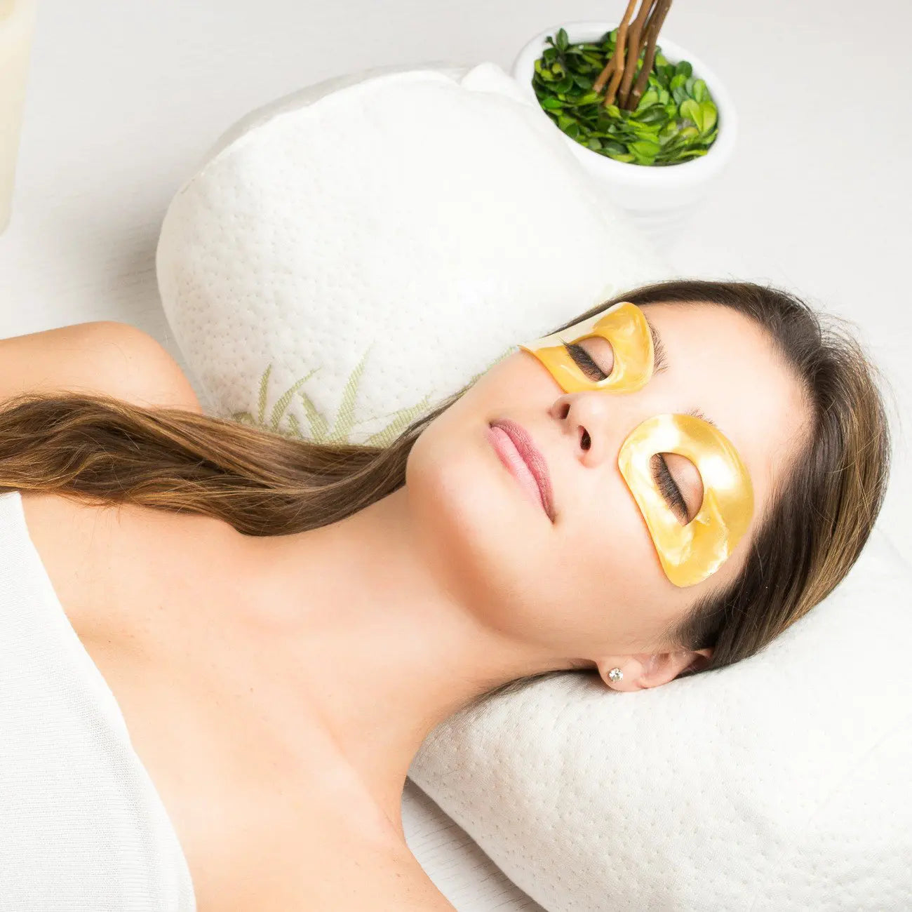 Hydralux Gold Eye Mask 24K Gold + EGF 0.84 oz. (24 g)
